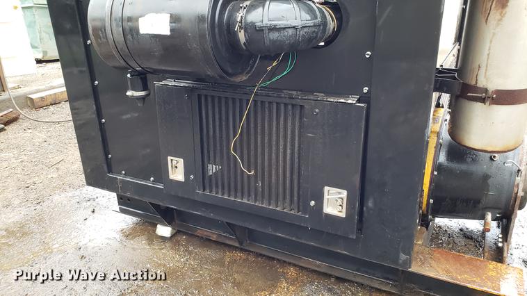 image for item DD4750 John Deere 8.1L six cylinder diesel engine