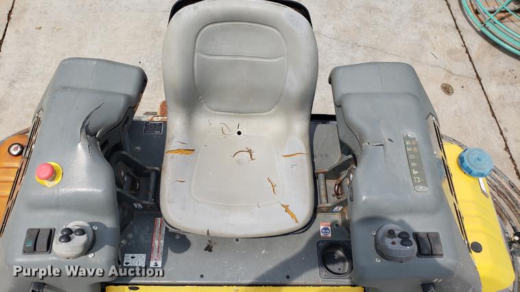 image for item DD4776 2012 Wacker CRT60 power trowel