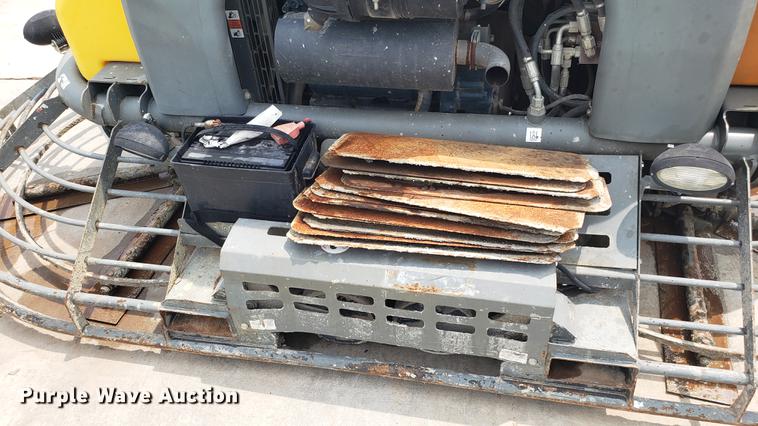 image for item DD4776 2012 Wacker CRT60 power trowel