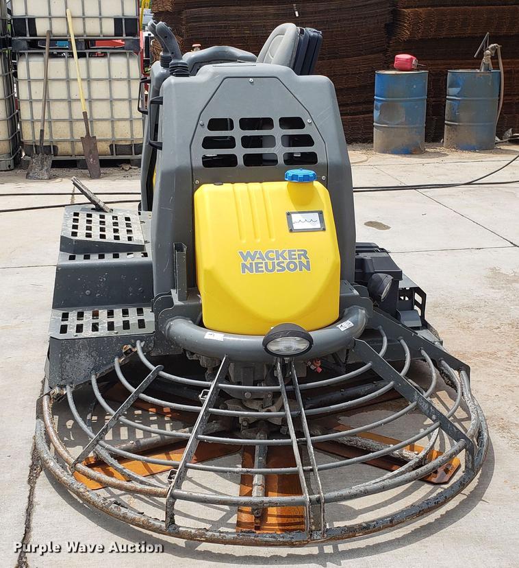 image for item DD4777 Wacker CRT60 power trowel