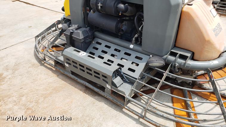 image for item DD4777 Wacker CRT60 power trowel