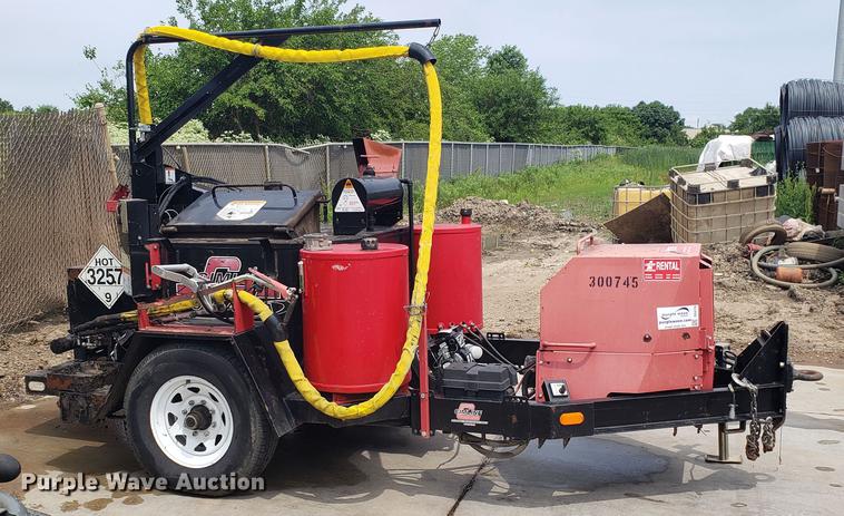 image for item DD4779 2013 Cimline 150 Magma crack seal machine