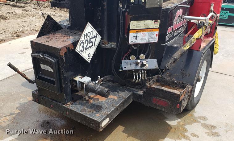 image for item DD4779 2013 Cimline 150 Magma crack seal machine