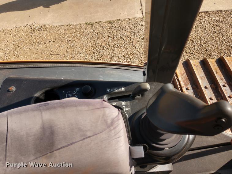 image for item DD7039 2014 Case 650L LGP dozer