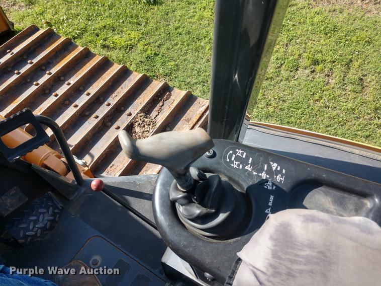 image for item DD7039 2014 Case 650L LGP dozer