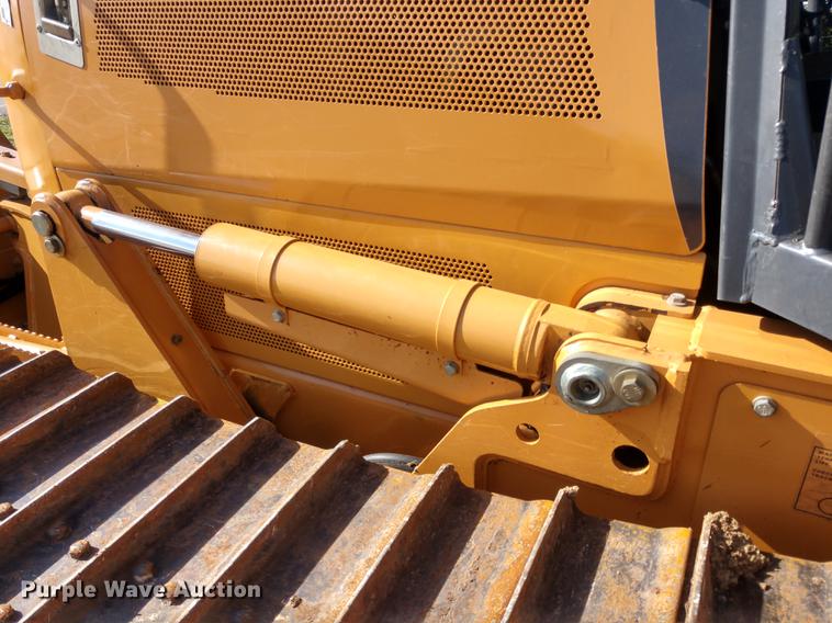 image for item DD7039 2014 Case 650L LGP dozer