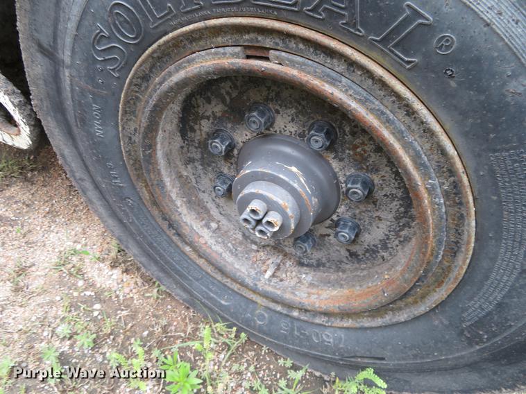 image for item DD7040 2003 Ingersoll Rand PT-125R pneumatic roller