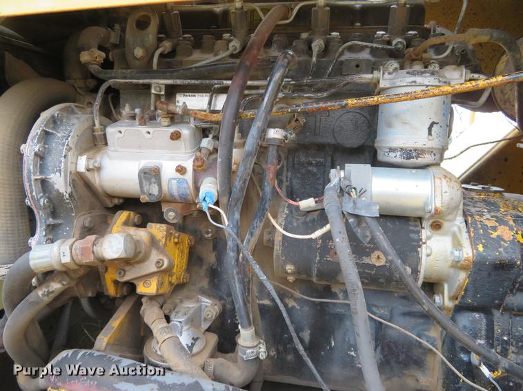 image for item DD7042 Hyster C530A pneumatic roller