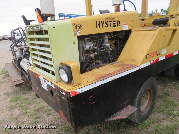 image for item DD7042 Hyster C530A pneumatic roller