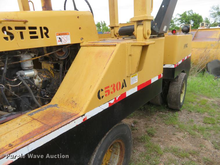 image for item DD7042 Hyster C530A pneumatic roller