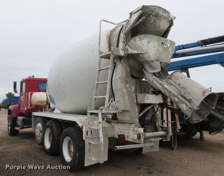 image for item DD7045 1991 International Paystar 5000 ready mix truck