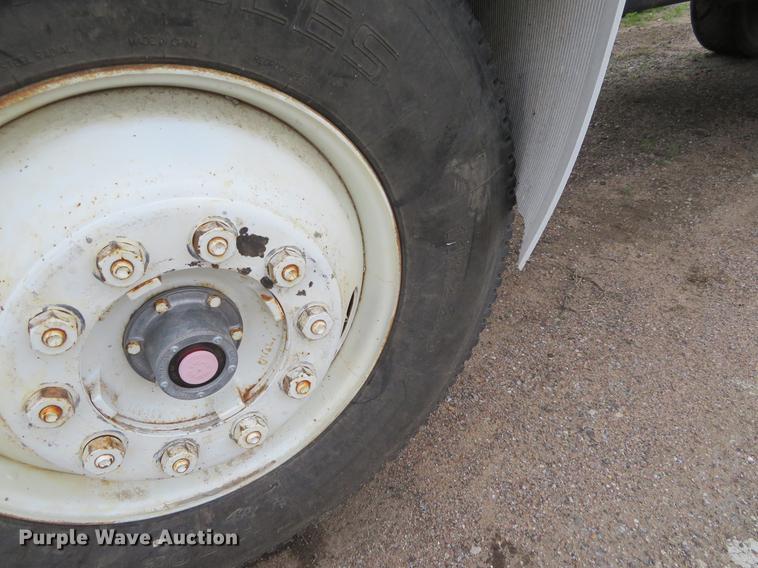 image for item DD7045 1991 International Paystar 5000 ready mix truck