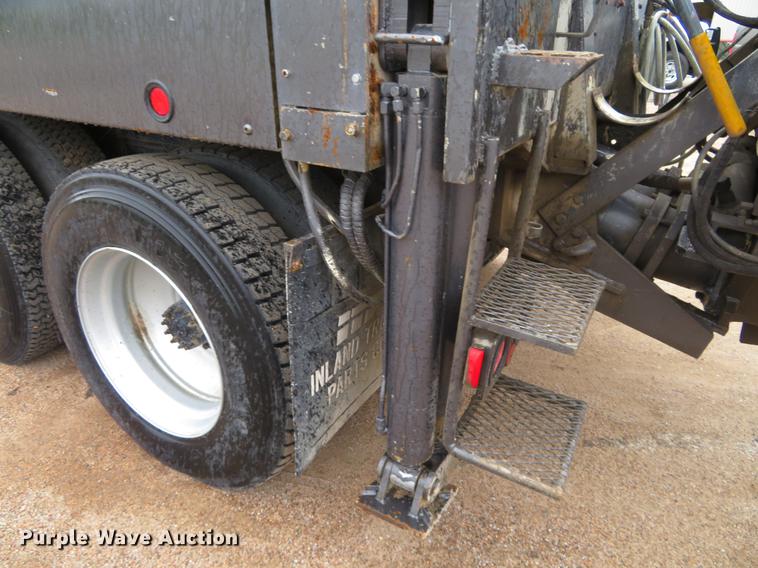 image for item DD7046 1978 GMC Brigadier pump truck