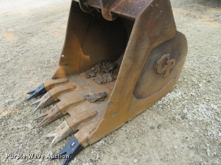 image for item DD7054 2012 John Deere 200D LC excavator