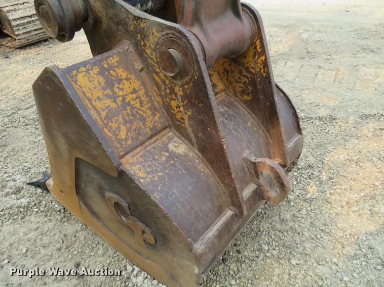 image for item DD7054 2012 John Deere 200D LC excavator