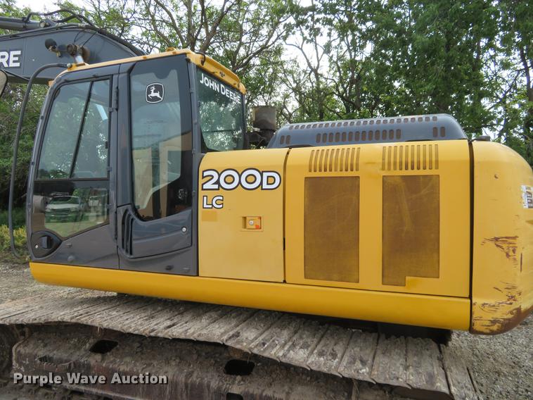 image for item DD7054 2012 John Deere 200D LC excavator