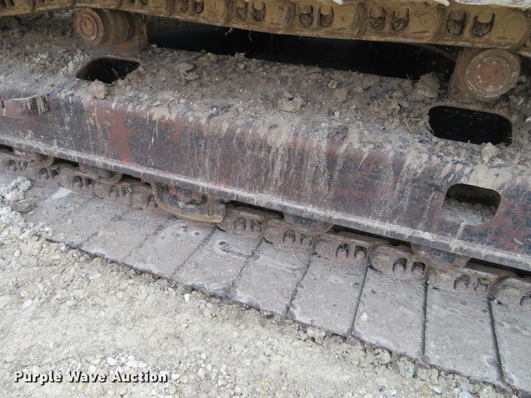 image for item DD7054 2012 John Deere 200D LC excavator