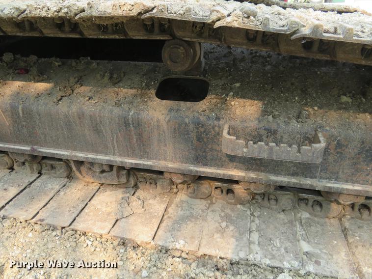 image for item DD7054 2012 John Deere 200D LC excavator