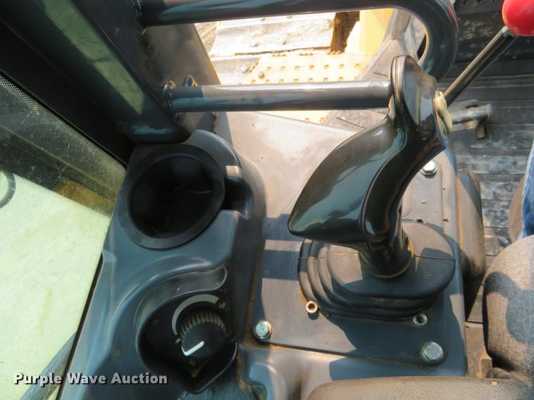 image for item DD7055 2013 John Deere 850K dozer