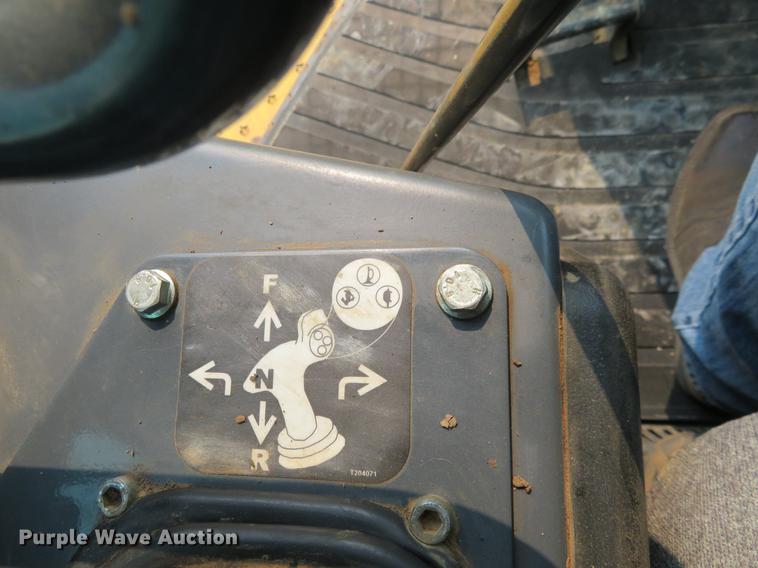 image for item DD7055 2013 John Deere 850K dozer