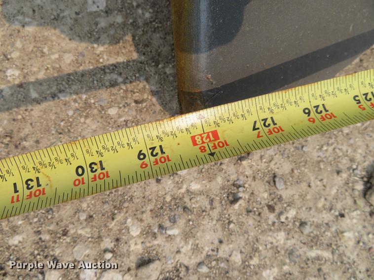 image for item DD7055 2013 John Deere 850K dozer