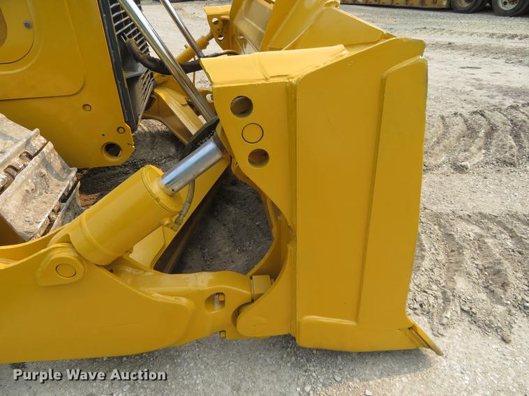 image for item DD7055 2013 John Deere 850K dozer