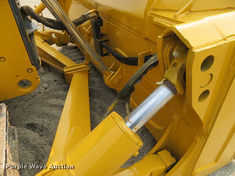 image for item DD7055 2013 John Deere 850K dozer