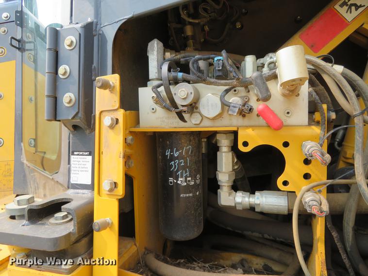 image for item DD7055 2013 John Deere 850K dozer