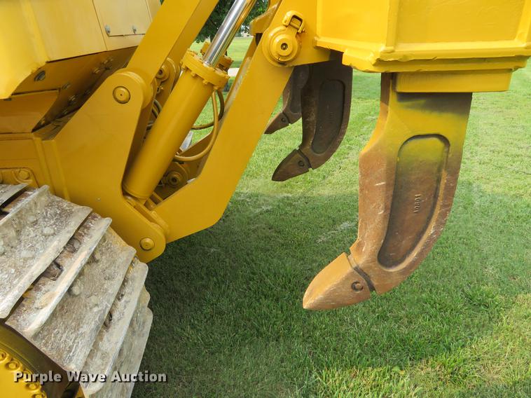 image for item DD7055 2013 John Deere 850K dozer