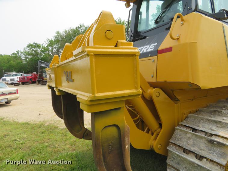 image for item DD7055 2013 John Deere 850K dozer