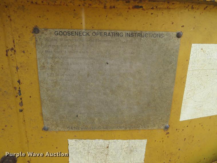 image for item DD7056 1998 Eager Beaver 50GSL lowboy equipment trailer