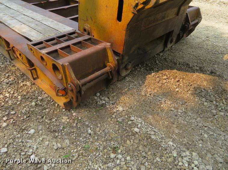 image for item DD7056 1998 Eager Beaver 50GSL lowboy equipment trailer
