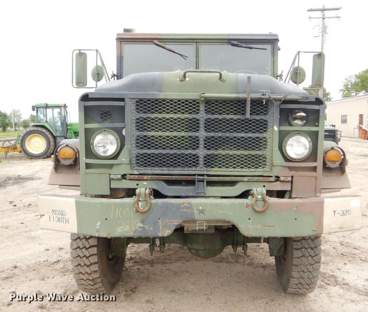image for item DE1274 1984 Am General M931A2 dump truck