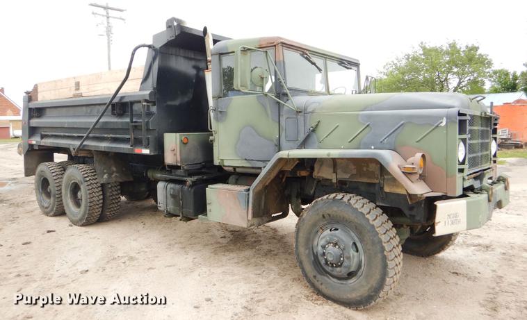 image for item DE1274 1984 Am General M931A2 dump truck