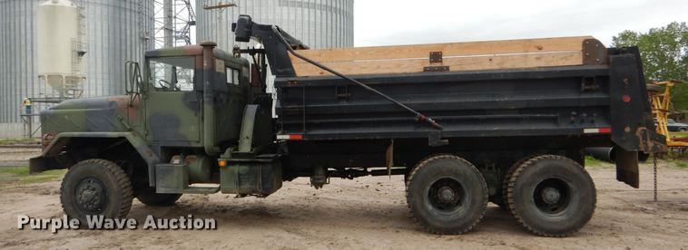image for item DE1274 1984 Am General M931A2 dump truck
