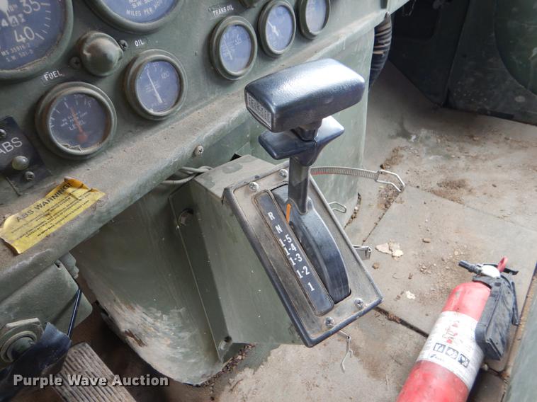 image for item DE1274 1984 Am General M931A2 dump truck