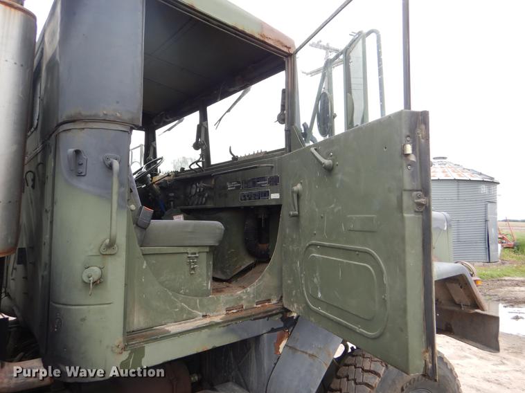 image for item DE1274 1984 Am General M931A2 dump truck