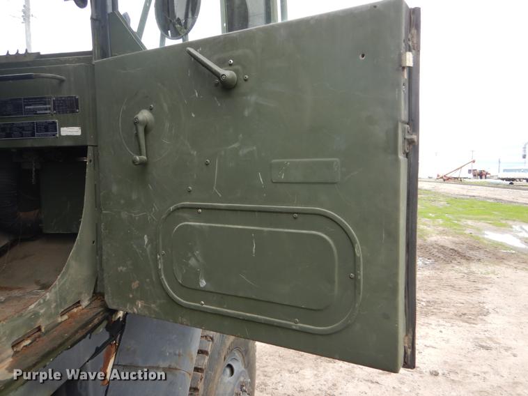 image for item DE1274 1984 Am General M931A2 dump truck