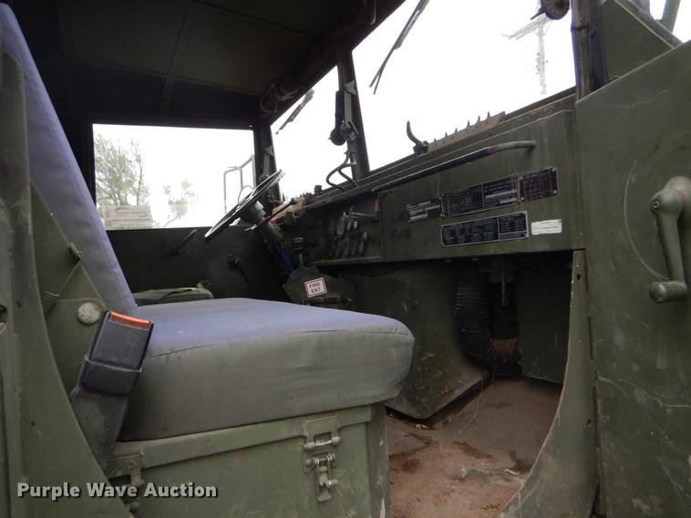 image for item DE1274 1984 Am General M931A2 dump truck