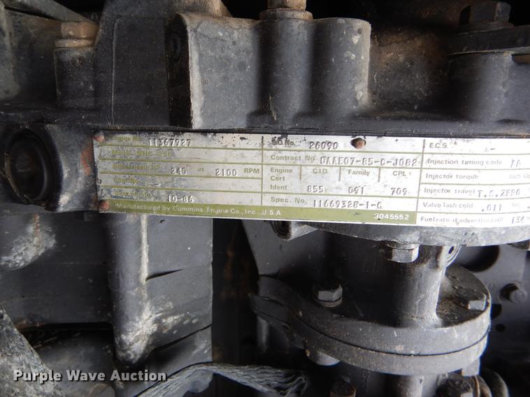 image for item DE1274 1984 Am General M931A2 dump truck