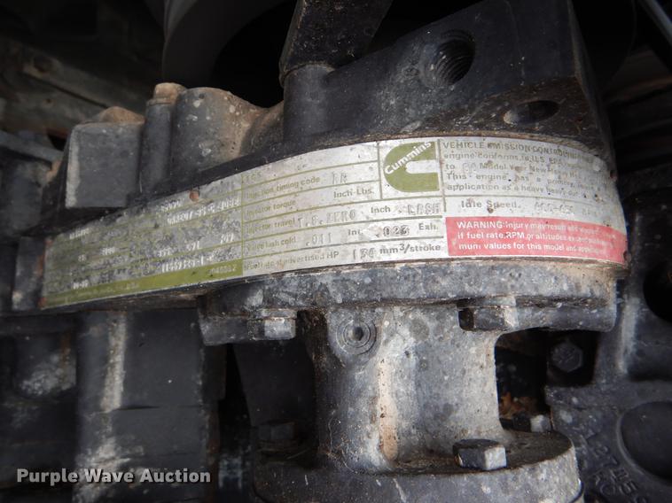 image for item DE1274 1984 Am General M931A2 dump truck