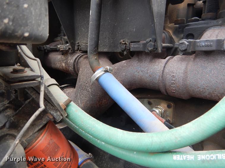 image for item DE1274 1984 Am General M931A2 dump truck