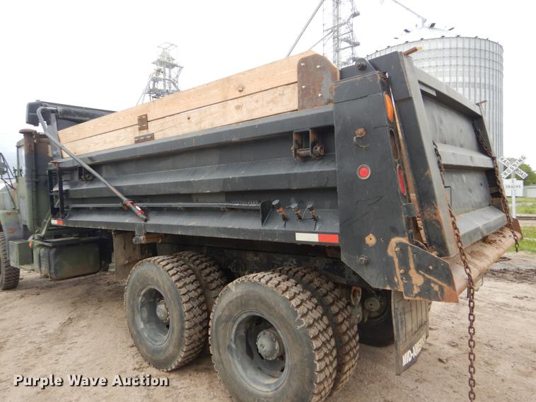 image for item DE1274 1984 Am General M931A2 dump truck