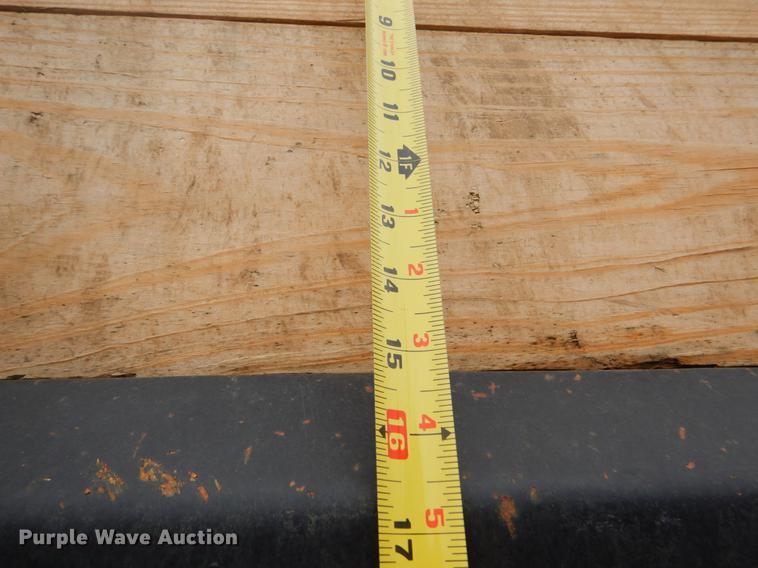 image for item DE1274 1984 Am General M931A2 dump truck