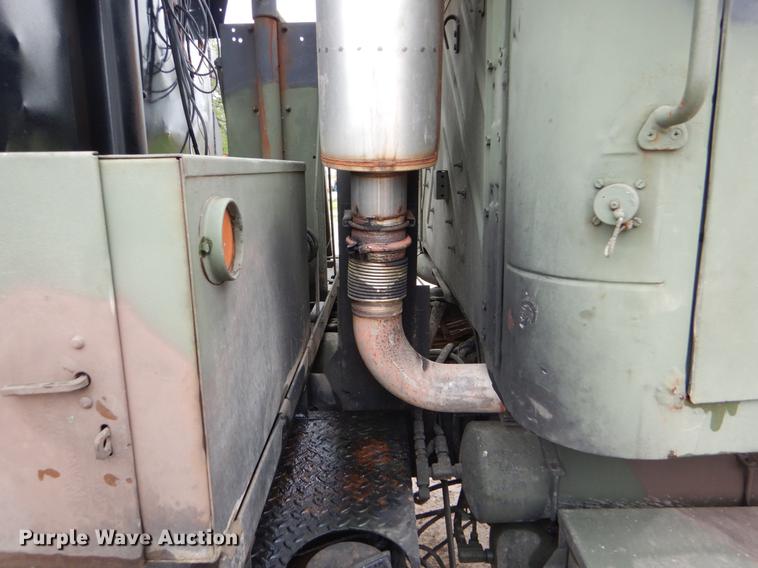 image for item DE1274 1984 Am General M931A2 dump truck