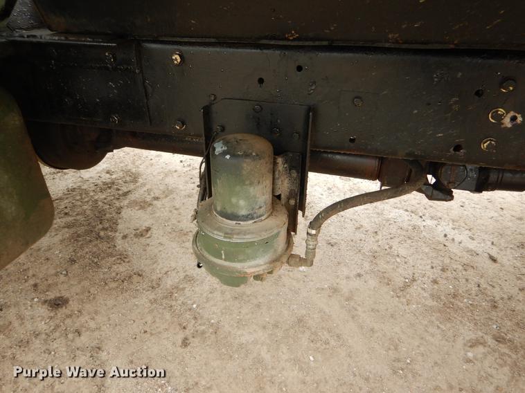 image for item DE1274 1984 Am General M931A2 dump truck