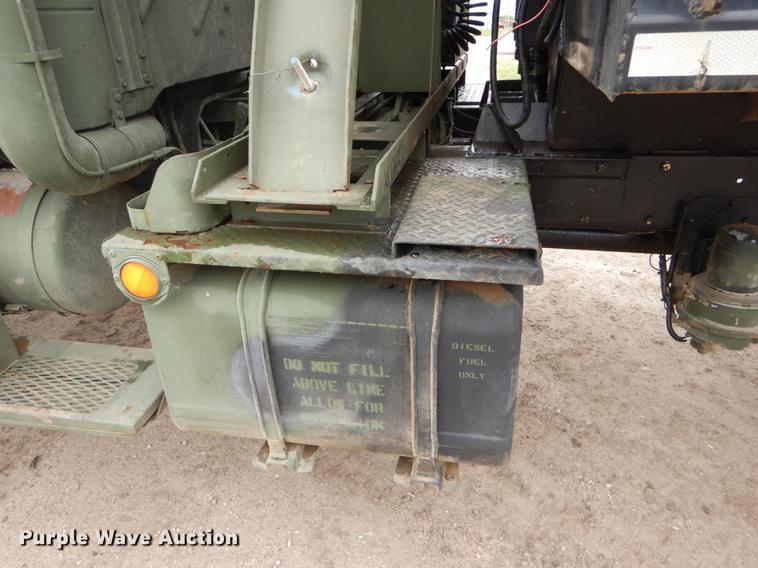 image for item DE1274 1984 Am General M931A2 dump truck