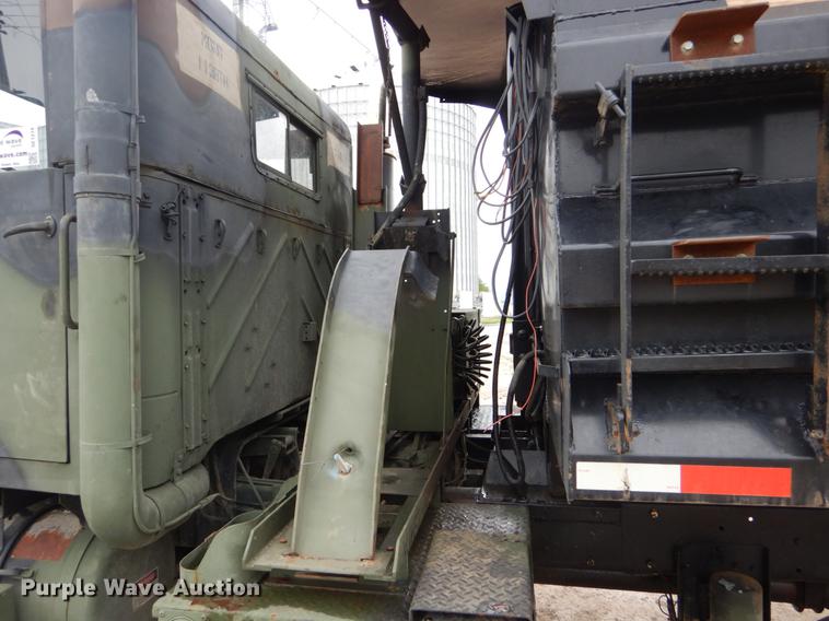 image for item DE1274 1984 Am General M931A2 dump truck