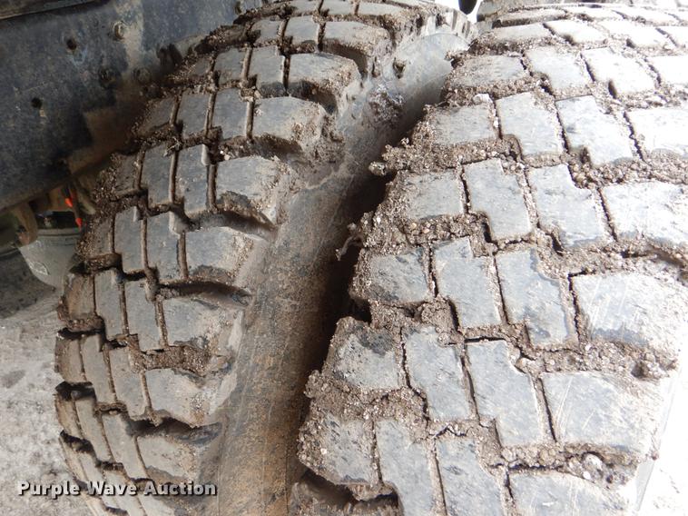 image for item DE1274 1984 Am General M931A2 dump truck