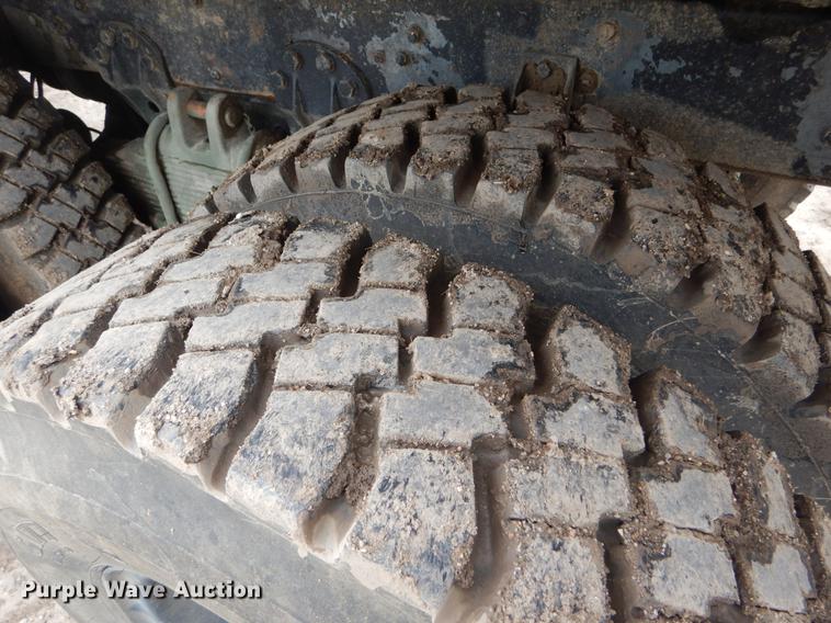 image for item DE1274 1984 Am General M931A2 dump truck